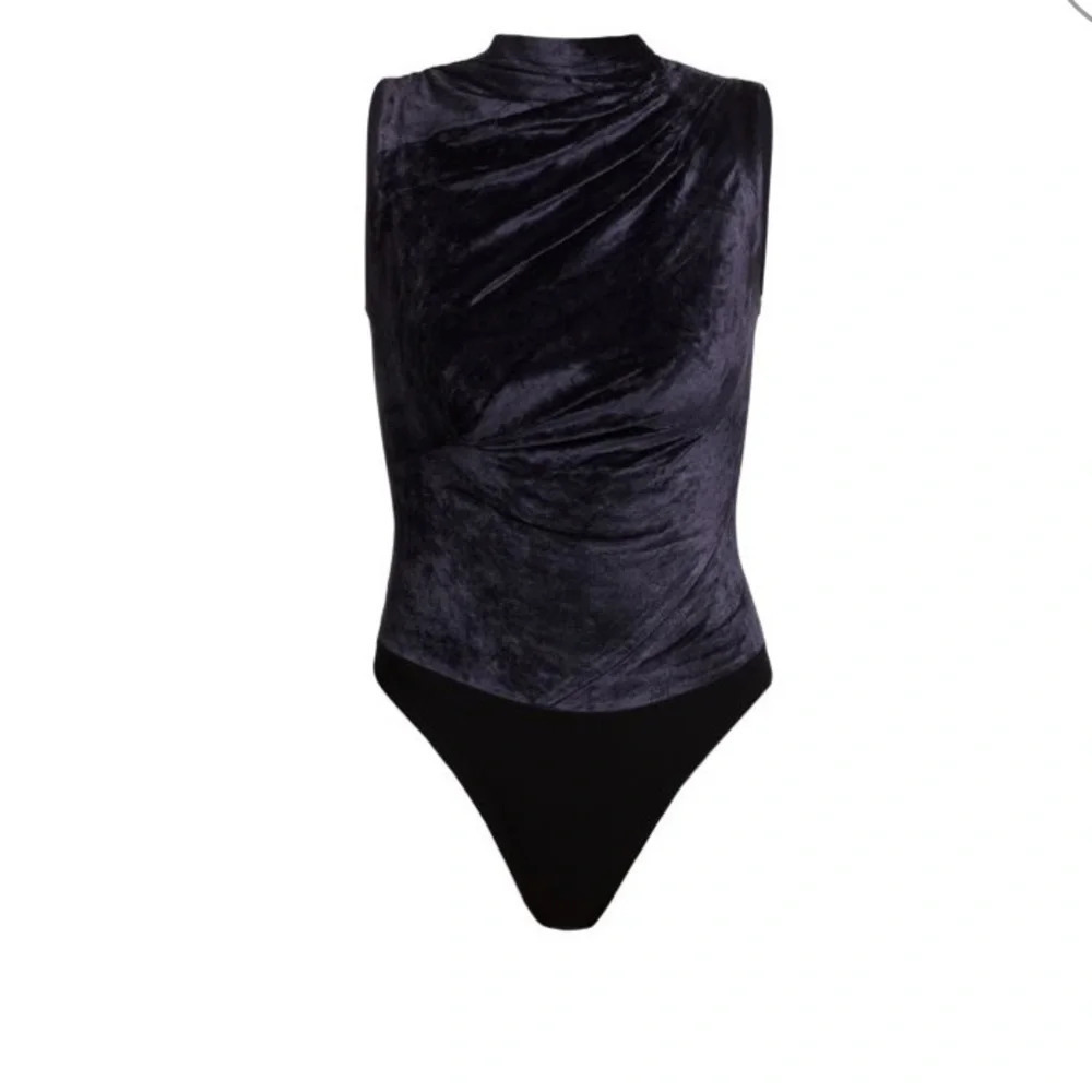 Rta Julie Sleeveless Highneck Velvet Bodysuit Small. Navy asymmetrical